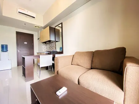 Fancy and Nice 2Br Apartment at Skyland City Jatinangor Отели в г. Cicalengka