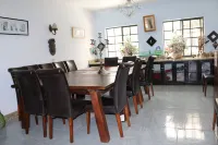 Little Savoy Guest House - breakfast