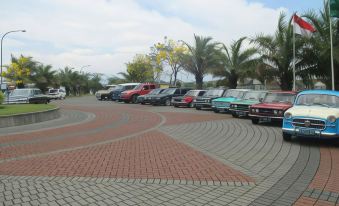 Bess Resort and Waterpark Lawang