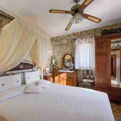 Once Upon a Time - A Castle of Magical Sunsets Rooms