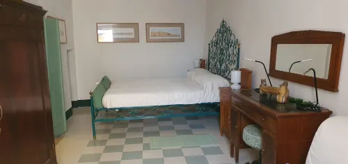 Detached House with Large Terrace Equipped Pets Are Welcome