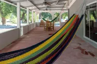 Apartamento para 3 personas dentro de la finca. Hotels in El Carmen