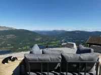 Skyhytte Vradal, Bergpanorama und Seeblick - Erholung - Wandern - Skipiste Hotels in Vradal