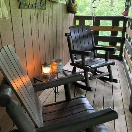 Cabin at Woods Creek Lake in East Bernstadt, Ky Beautiful Wooded Views