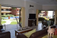 A tropical 2 bedroom 2 bathroom resort on the stunning Playa de Coco beach  호텔