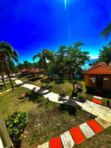 2-BR Modern Oceanfront APT. Pool - 5 min from Playa Sucia & Lighthouse