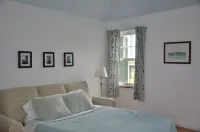 Tranquil Garden Setting, Private Waterfront - Sleeps 6, Twizy charger.