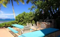 Maui Rainbows And Waves! ~Gorgeous Oceanfront!  ~ 2 Bdrm ~Corner Unit with A/C