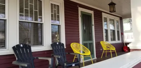 Peaceful House, Calming Gardens + Kitchen + Wi-Fi