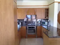 BEAUTIFUL HARBOUR VIEW VILLA - DETACHED 3 BED ON 3 FLOORS - POMOS