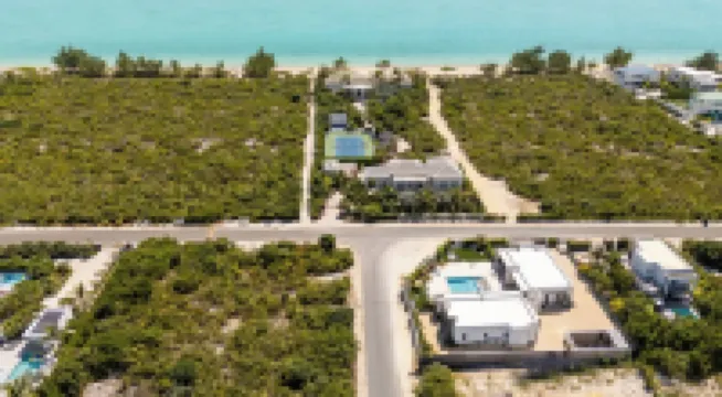 Special Discount, Turks Haven Villas Luxury 1Br Suite, 2Mins Walk to the Beach!!