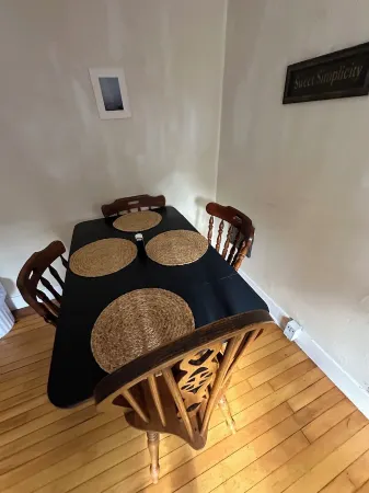 Captain's House 2Br Guest Suite. Discover the Authenticity & Best Value in Bath!