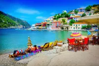Avithos Beach 2 Mins. Private Pool & Garden. Airport 10 Minutes.