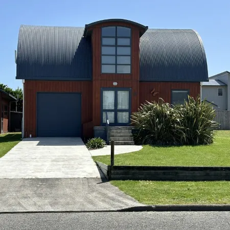 After Dune Delight 3 Bedroom, 2 Bathroom, fully fenced Home Отели в г. Уэйтарер