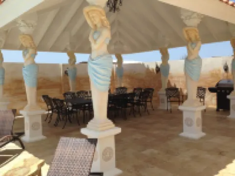 Newly Build - Across The Road from The Beach  - 7 bdrm/7 bthrms Hotels in Savaneta