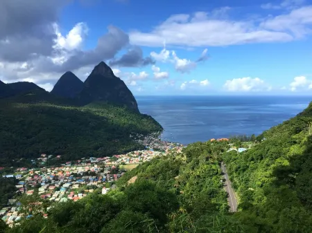 Two Bedroom Apartment with a Sea View close to the city center