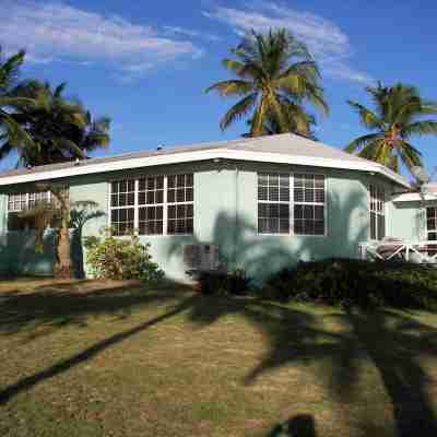 Tequila Sunset-Only Beach Front Home in Oleander Gardens Hotel Exterior