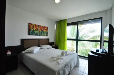 Beautiful Flat at Marulhos Suites Resort 403E - 6 people under 12x without interest Hôtels à proximité de : Primeira Igreja Batista de Filadélfia - Base Camela I