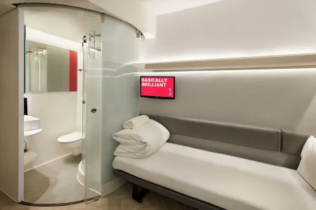 Zip by Premier Inn Cardiff Отели рядом с достопримечательностью «Андерсон Филдс»