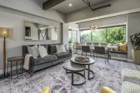 Downtown Waterfront - Beautiful Views!