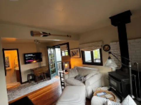 Cozy quiet & relaxing hide-a-way in the heart of Sausalito's ‘Hurricane Gulch Hotels in Sausalito