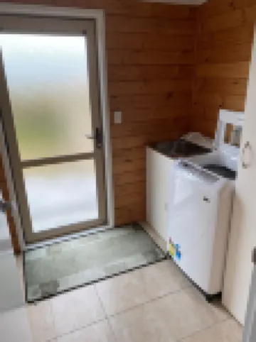 Rowlys Resort<br>Back Bach suitable for family of 4 or 2 couples