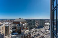 Luxurious 2 Bedroom Condo