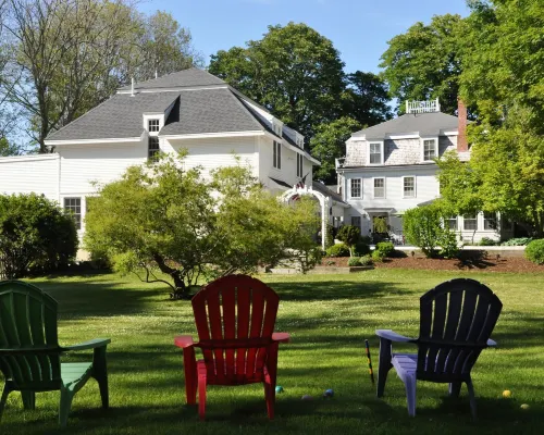 Old Manse Inn Hotels in Brewster