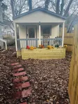Welcome to TinyVille, the dream Tinyhome stay!!! Hotels in Redan