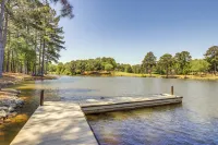 Lakefront Oconee Vacation Rental w/ Patio & Views! - 3-Star