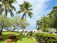 Beachfront House - Villaer