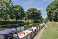 1 Pines Farm Cottages Hotels in Tadcaster