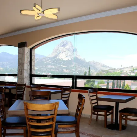 Hotel Villa Bernal