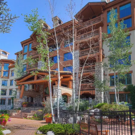 Spacious Studio Condo with Lift View at Elkhorn Lodge 1 Bedroom Condo by RedAwning