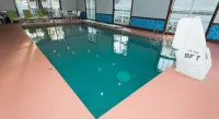 The Corsair & Cross Rip Oceanfront - Pools