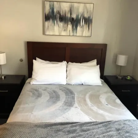The Acorn Suites