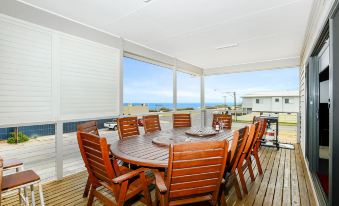 Bayside - Aldinga Beach - C21 SouthCoast Holidays