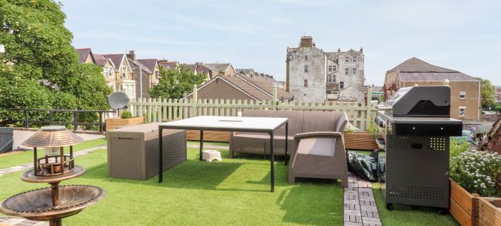 112 Balmoral Road Hotels in Morecambe