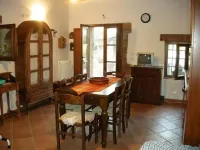 Casale il Colombaio di Toiano فنادق في San Rocco a Pilli