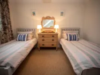 Maes y Cregyn Hotels in Benllech