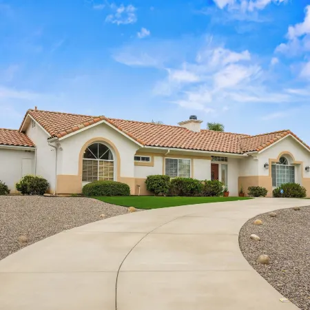 Explore Ramona's Vineyards: Tranquil Home w/ Yard