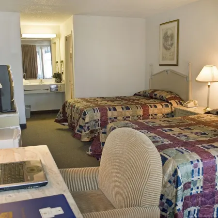 Bestway Inn - Madison