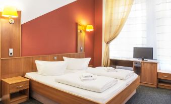 Hotel-Pension Insor - Housity
