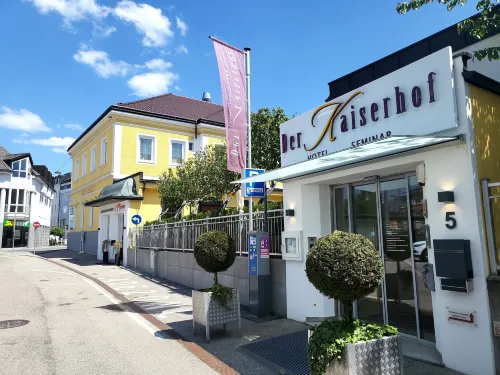 Der Kaiserhof Ried Hotels in Thomasroith