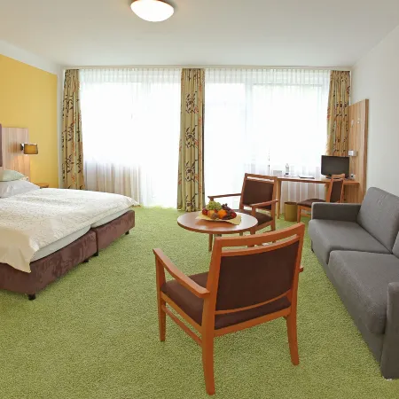 Hotel Stadt Pasing Отели рядом с достопримечательностью «Железнодорожный вокзал Мюнхен-Фрайхам»