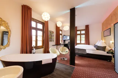 Hotel Landgasthof König Von Preussen Отели рядом со станцией Bad Herrenalb Bahnhof