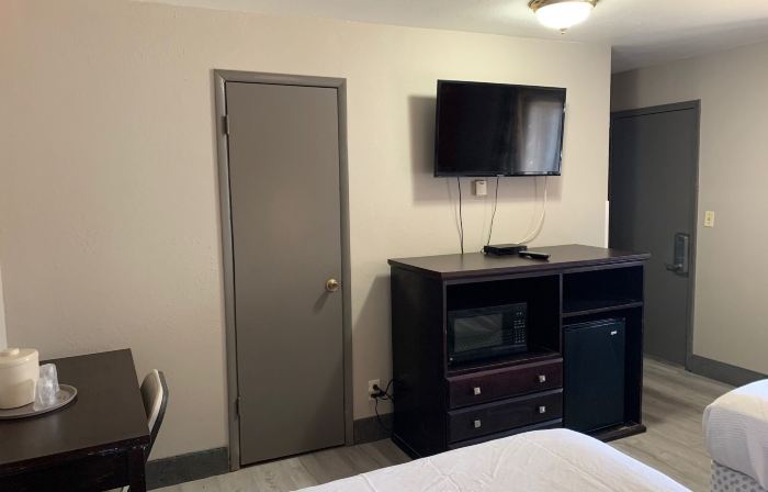 Stadium View Inn