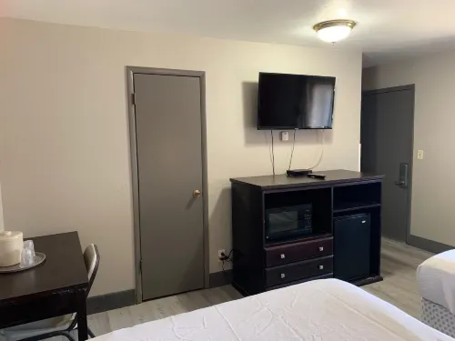 Stadium View Inn