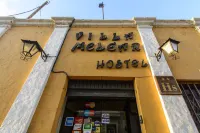 Hostal Villa Melgar Hotels in Мирафлорес