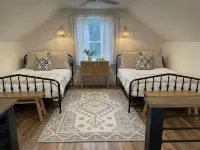 Ashling Acres Hotels in Hamilton